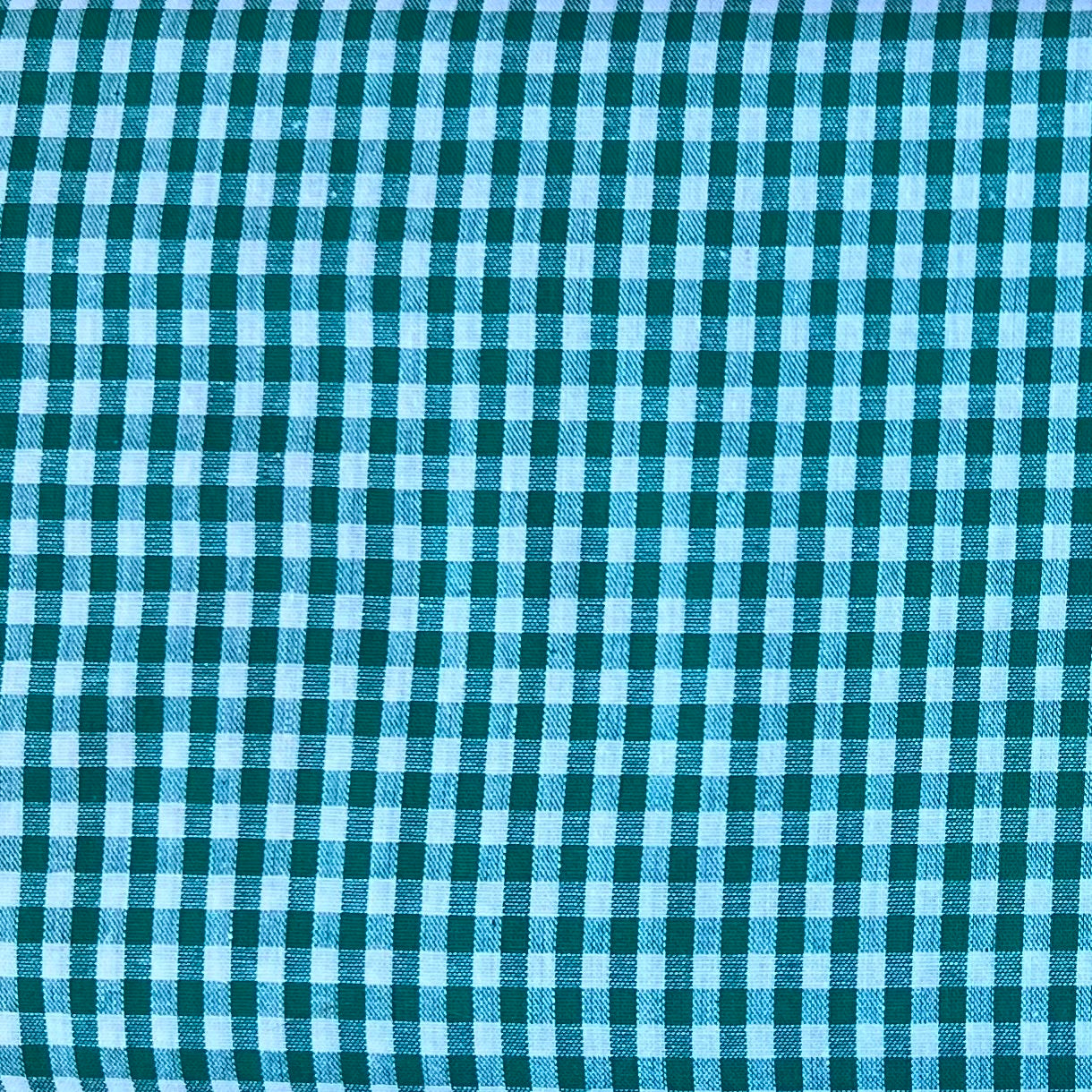 Baumwollstoff GRÜN mit weißen 5 mm KAROS, 140 cm breit, Vichy Karo Karostoff Kariert