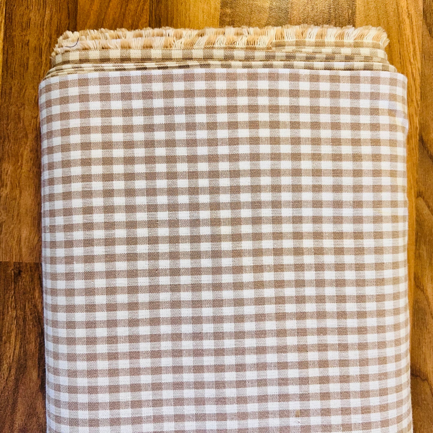 Baumwollstoff BEIGE mit weißen 5 mm KAROS, 140 cm breit, Vichy Karo Karostoff Kariert