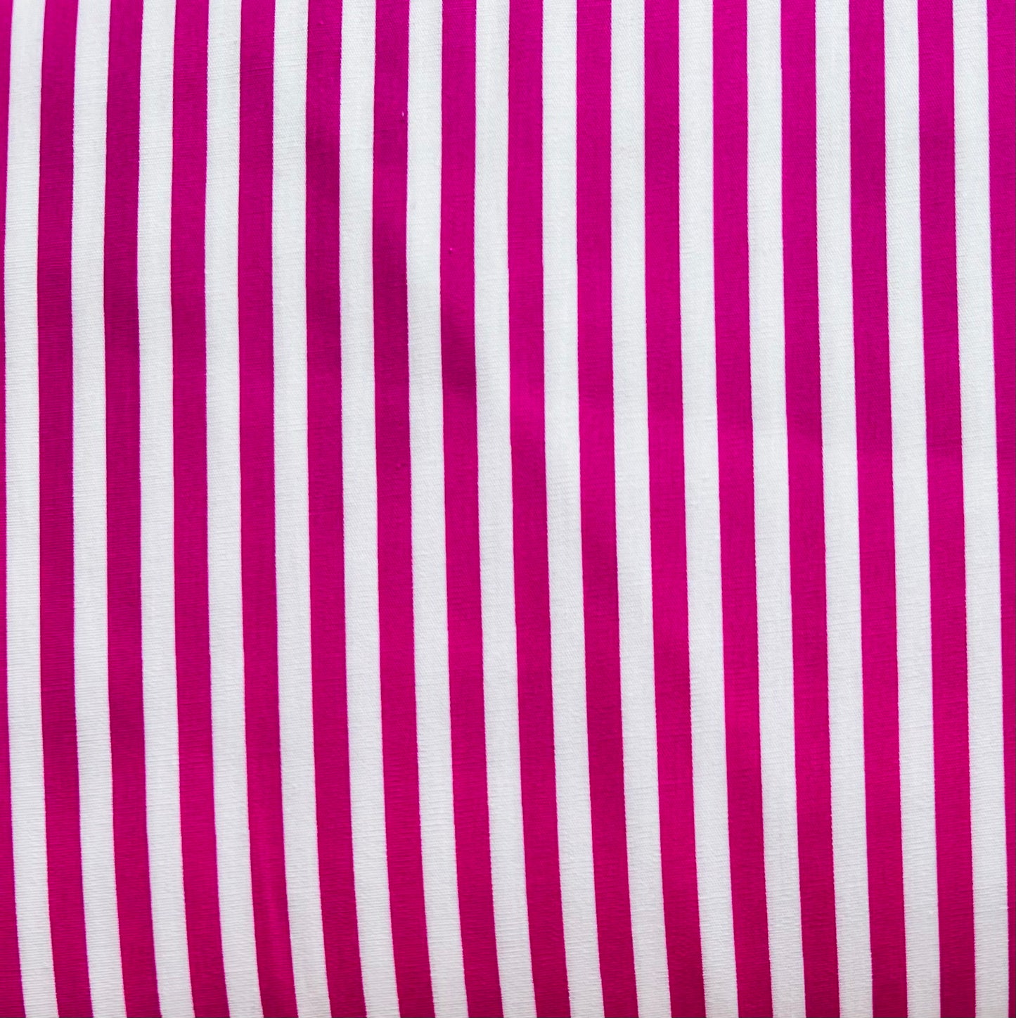 Baumwollstoff PINK mit weißen 5 mm STREIFEN, 140 cm breit, Streifenstoff