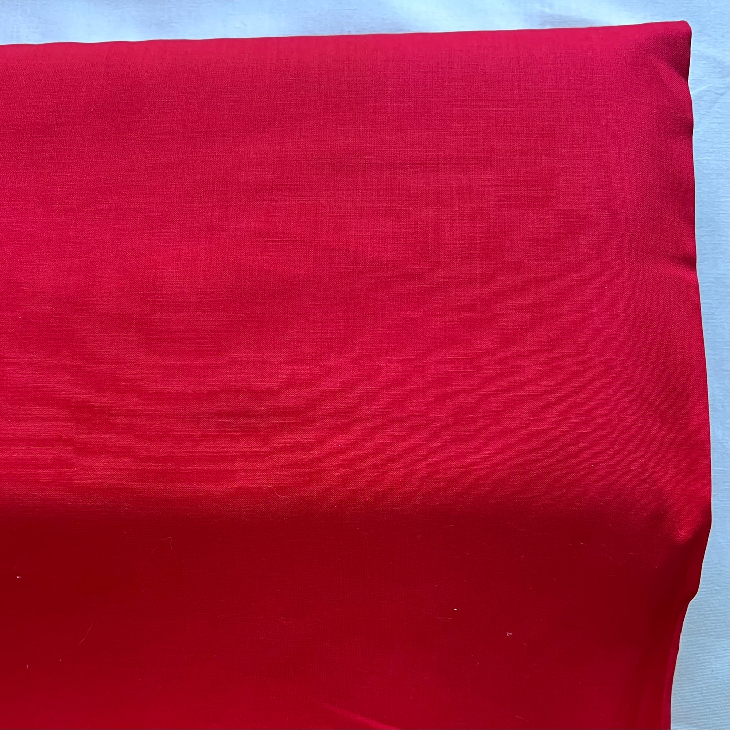 Tissu coton UNI ROUGE 140 cm de large Coton vendu au mètre