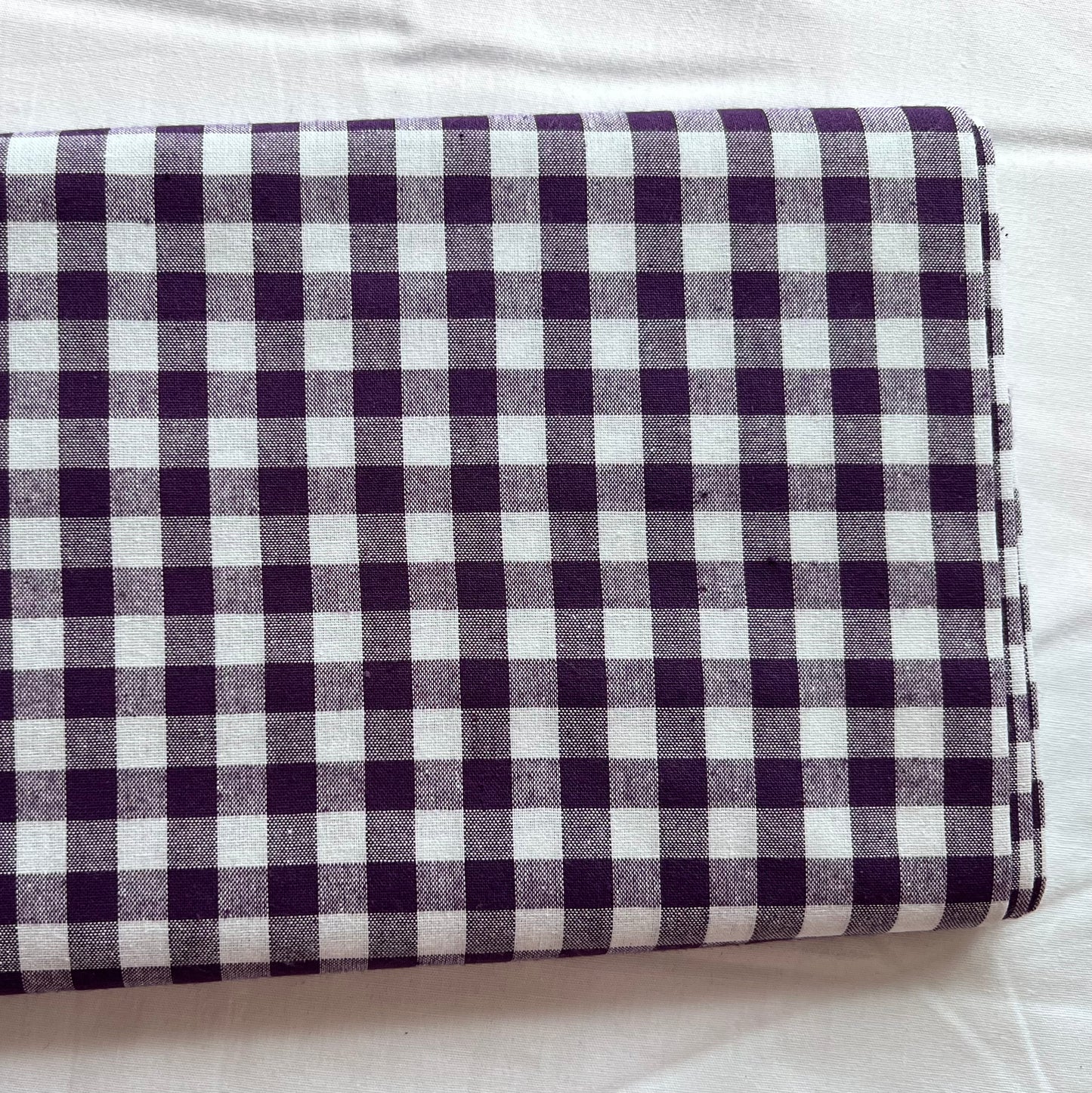 Baumwollstoff LILA mit weißen 10 mm KAROS, 140 cm breit, Vichy Karo Karostoff Kariert