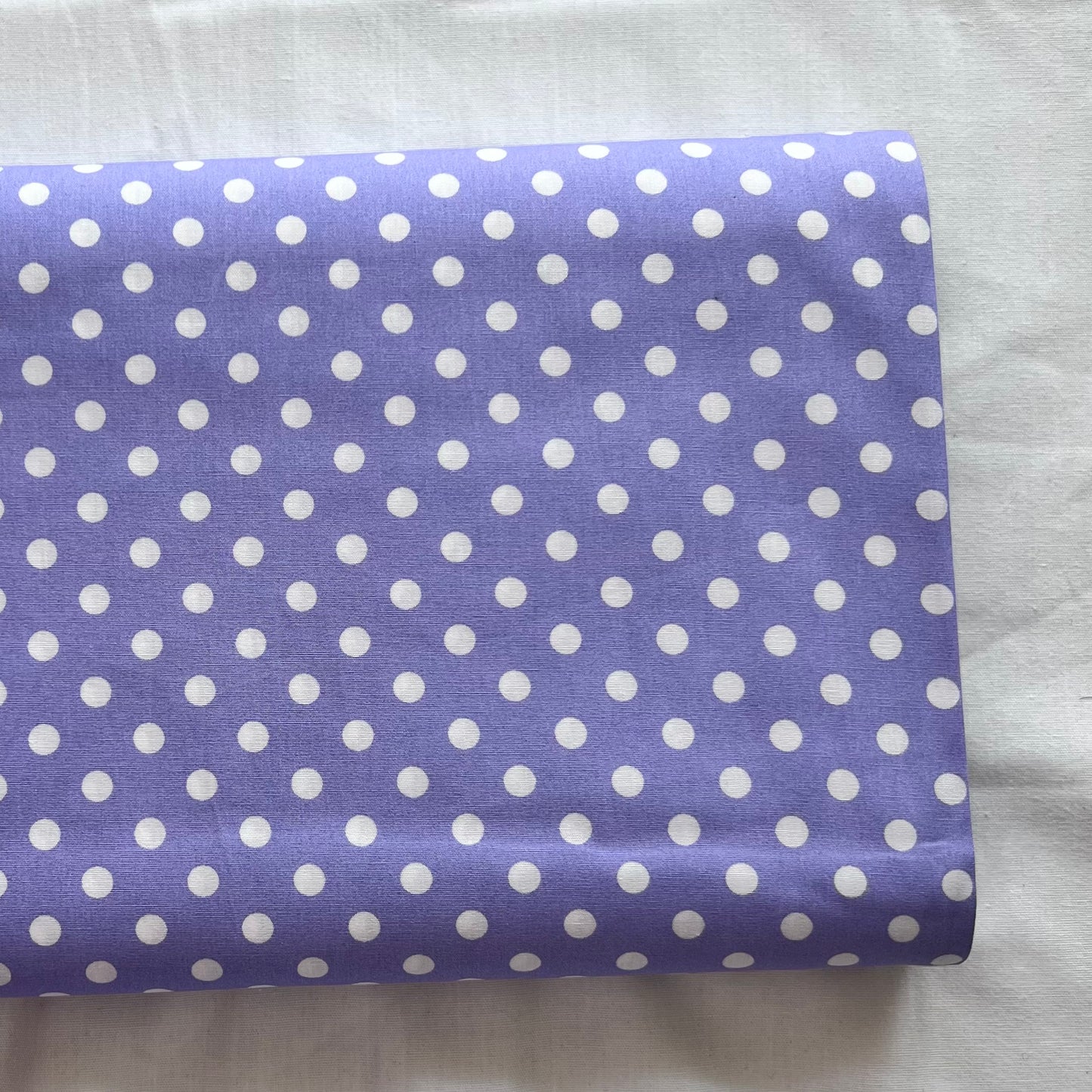 Tissu en coton LILAS à pois blancs de 7 mm, largeur 140 cm, tissu à pois délicats (copie)