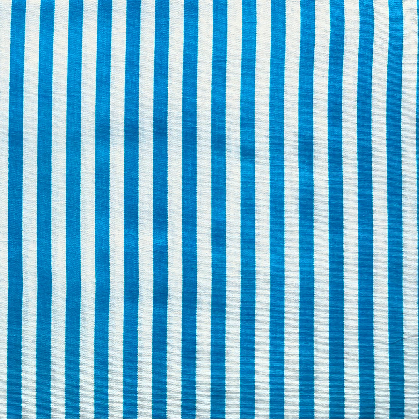 Baumwollstoff TÜRKIS mit weißen 5 mm STREIFEN, 140 cm breit, Streifenstoff