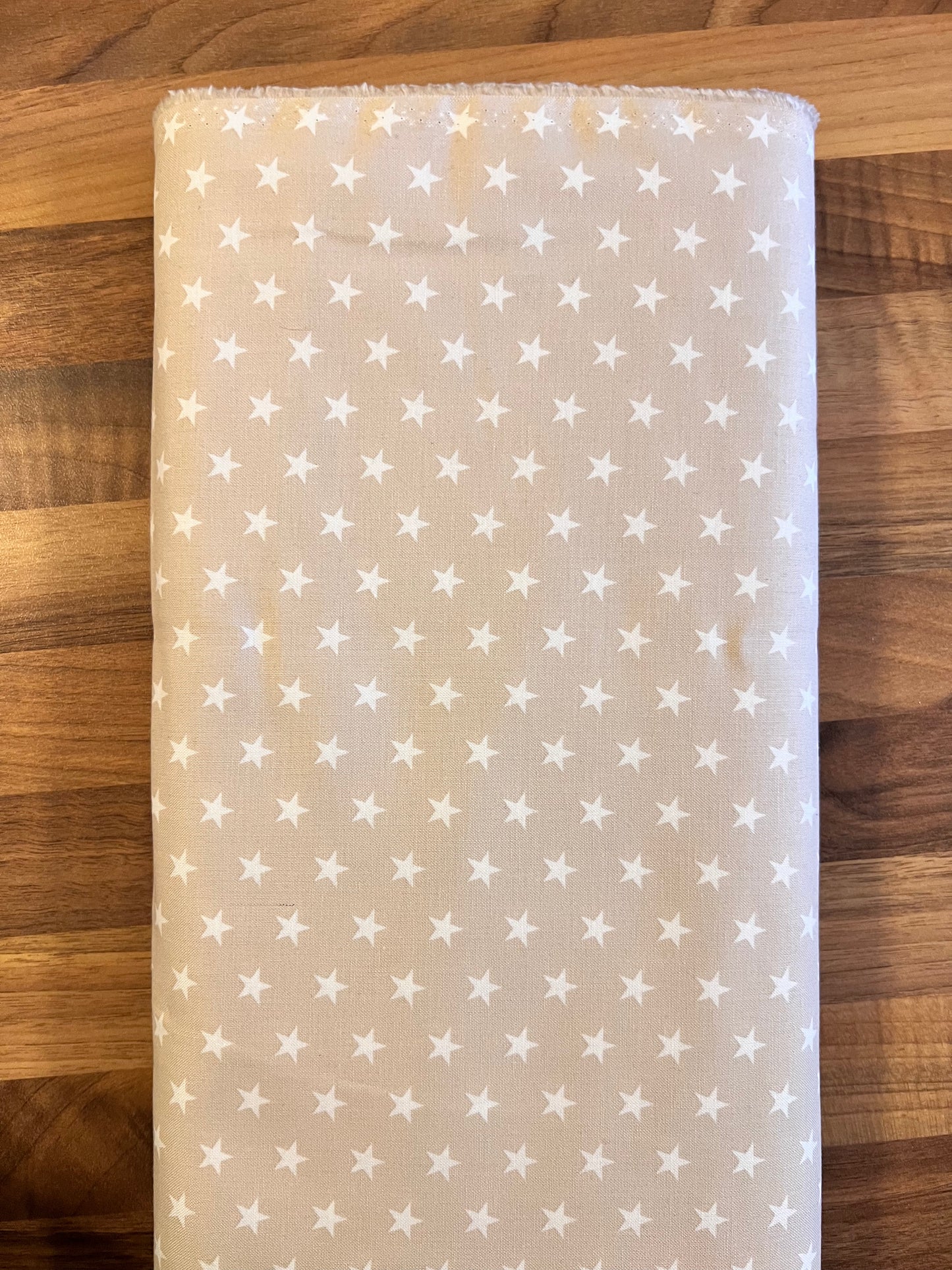 Tissu en coton BEIGE CLAIR avec ÉTOILES blanches 10 mm, largeur 140 cm, tissu étoiles