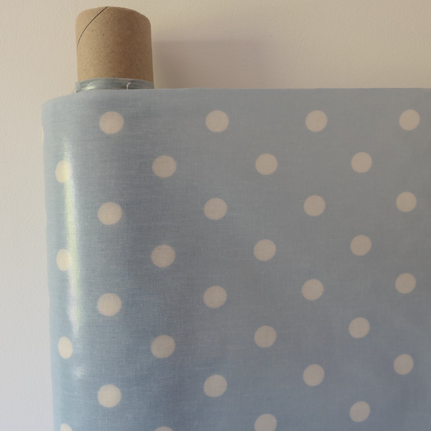 AU MAISON Wachstuch Dots Big Light Blue hellblau Tupfen, beschichtete Baumwolle