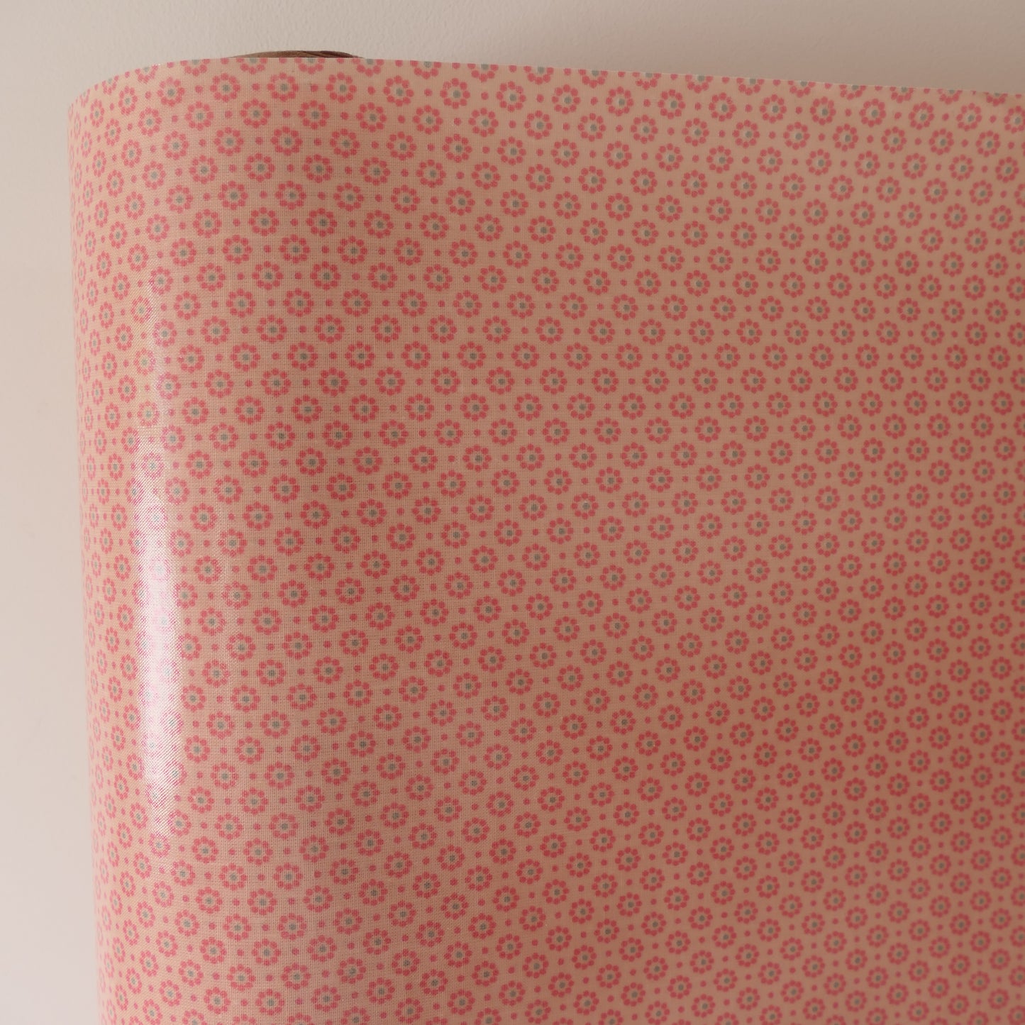 AU MAISON Wachstuch Belle Fleur Light Rose hellrosa rosa Blümchen beschichtete Baumwolle