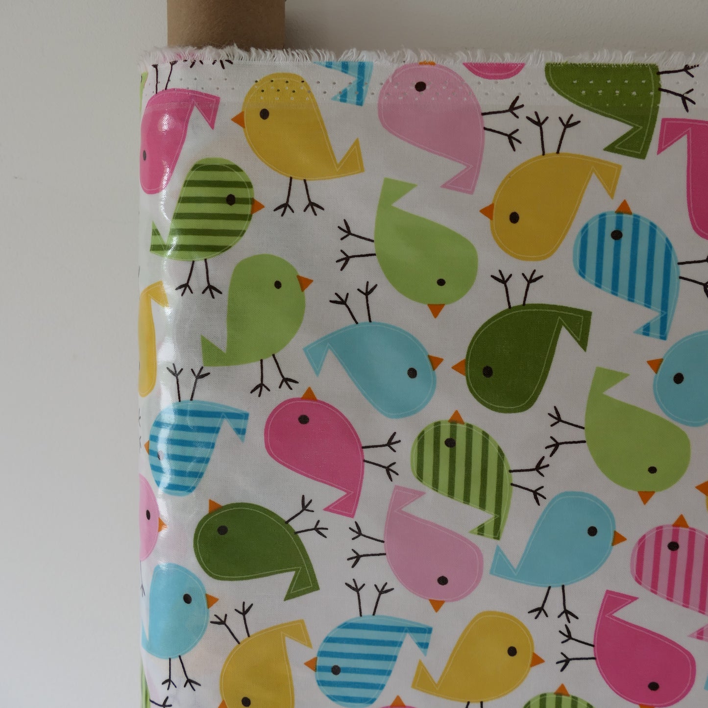 Premium beschichtete Baumwolle von Robert Kaufman Urban Zoologie Slicker Birds Spatzen