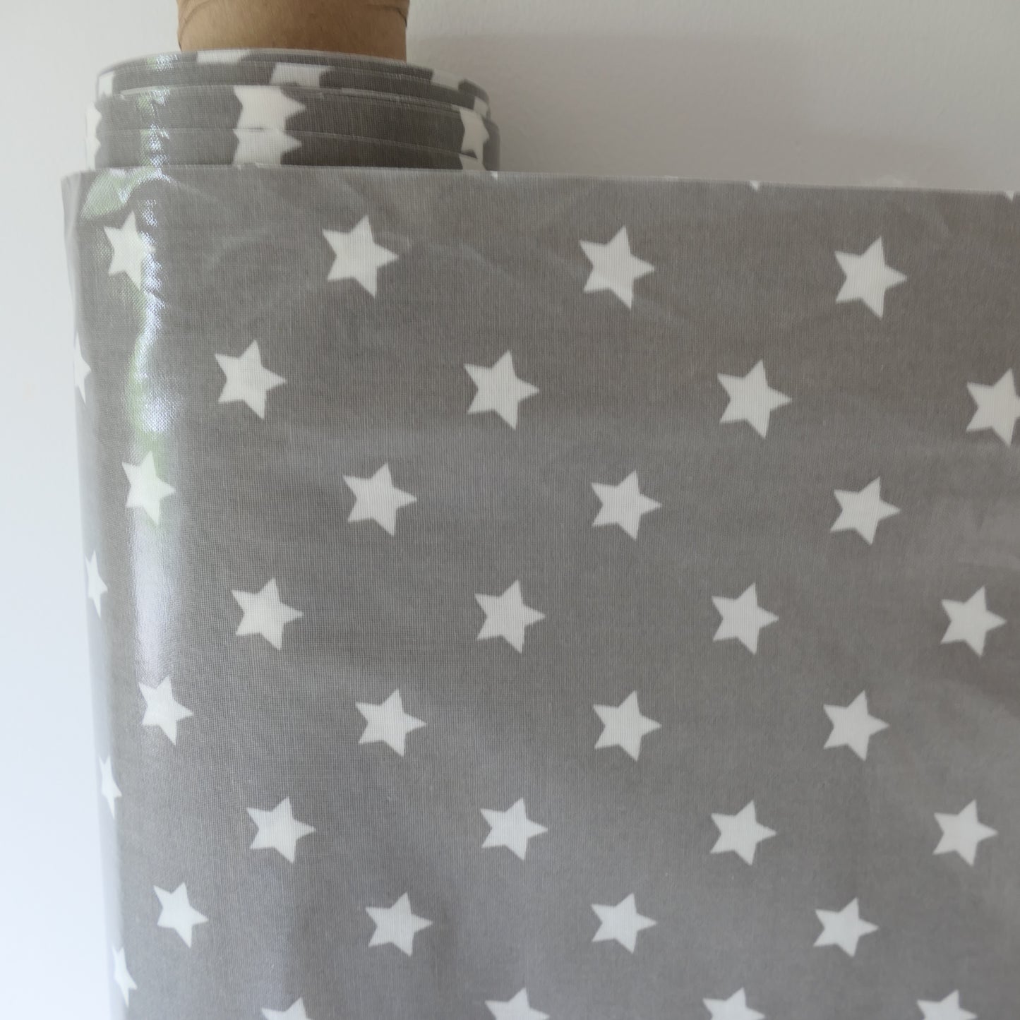 AU MAISON Wachstuch Star Big Grey Graue Sterne, beschichtete Baumwolle