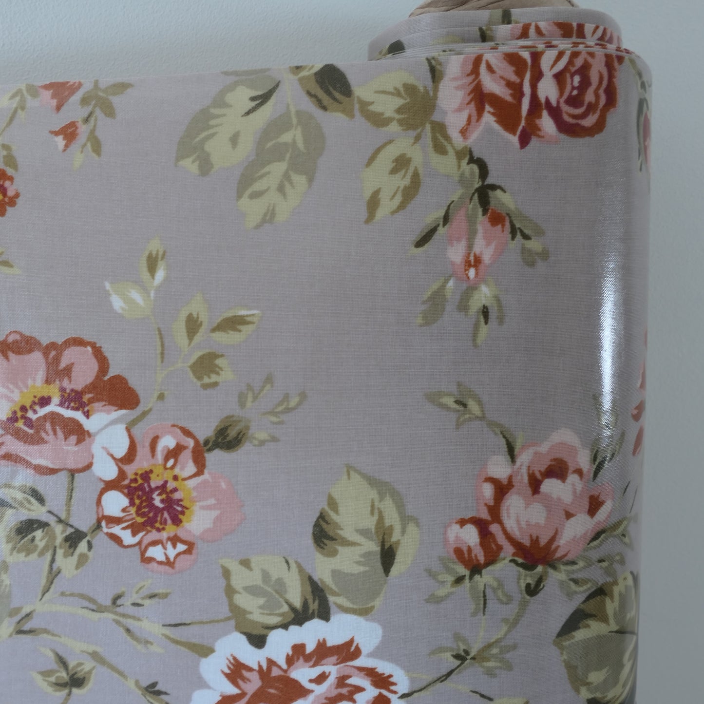 AU MAISON Wachstuch Sophia Dusty Grey grau Blumen, beschichtete Baumwolle