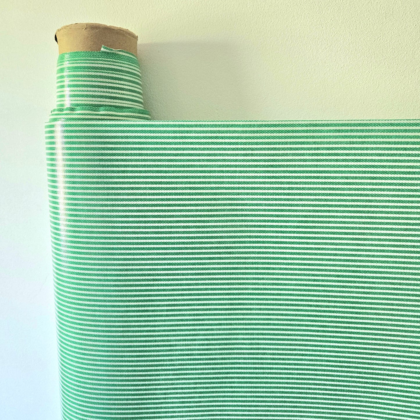 AU MAISON Wachstuch Stripe Green grüne schmale Streifen beschichtete Baumwolle