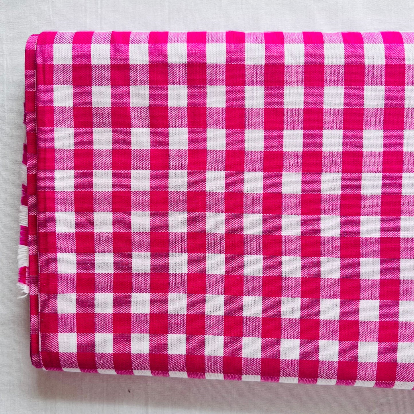 Baumwollstoff PINK mit weißen 10 mm KAROS, 140 cm breit, Vichy Karo Karostoff Kariert