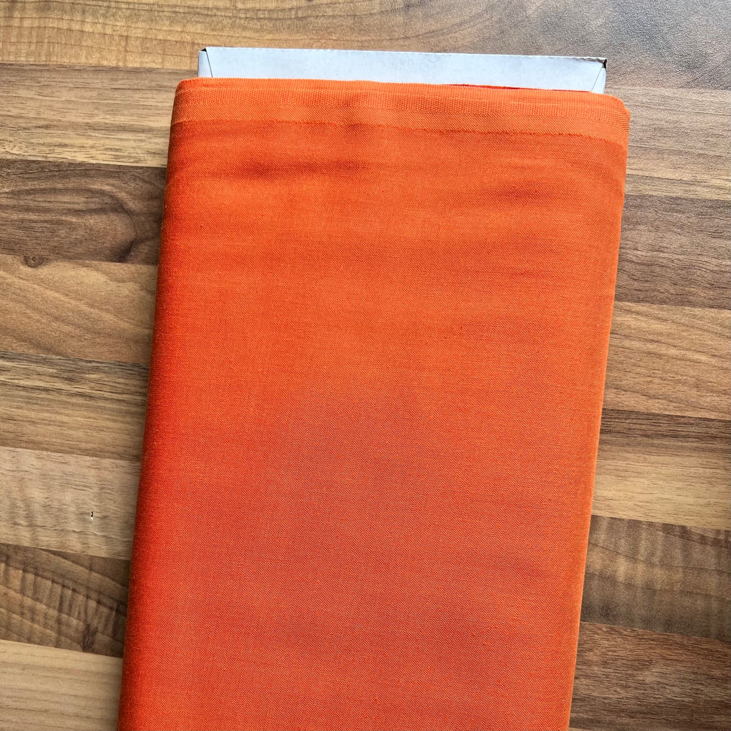 Tissu coton UNI ORANGE 140 cm de large Coton vendu au mètre