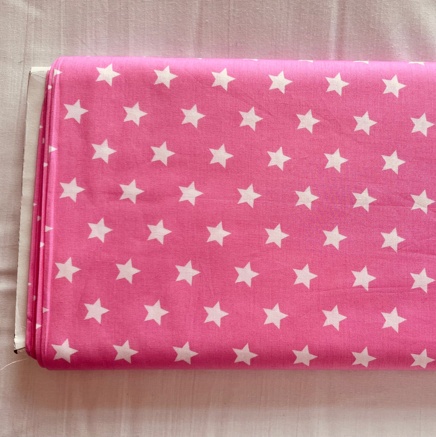 Baumwollstoff ROSA mit WEISSEN STERNEN 15 mm, 140 cm breit, Sternenstoff