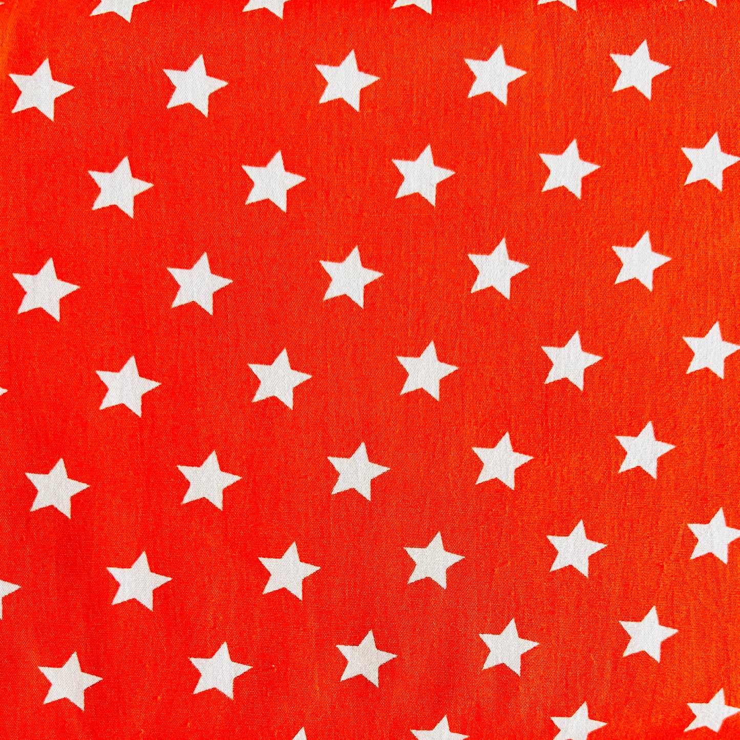 Tissu en coton ORANGE avec des ÉTOILES blanches de 15 mm, 140 cm de large, tissu étoile