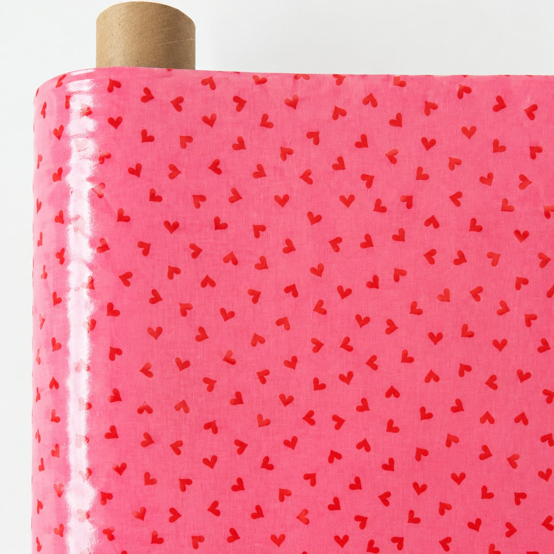 AU MAISON Wachstuch Hearts Fuchsia in Pink mit roten Herzen, beschichtete Baumwolle