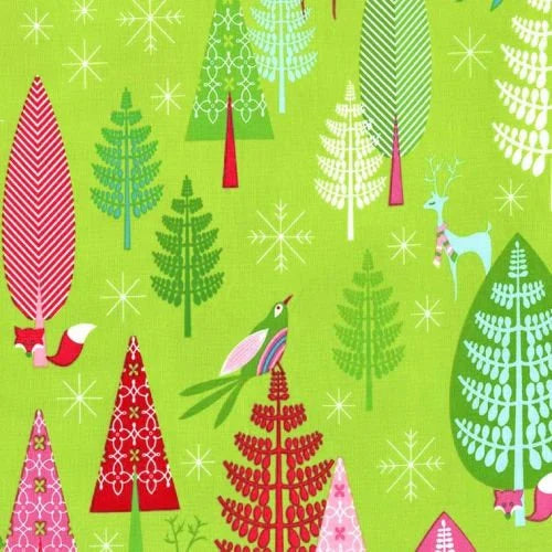 Michael Miller Baumwollstoff WINTER WOODS GARLAND Green – Weihnachtsstoff mit Tieren & Tannen auf Grün